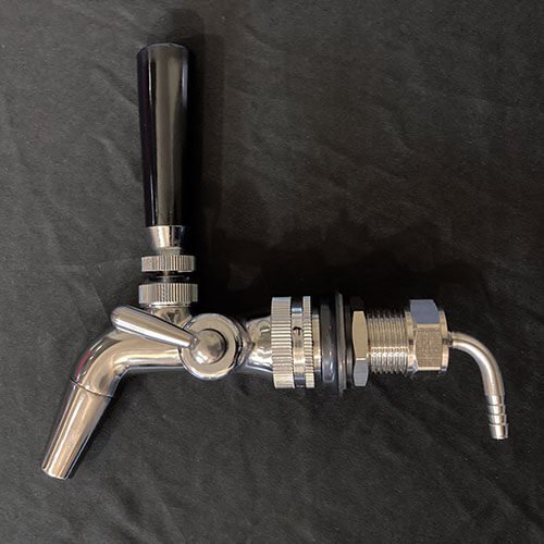 Forward sealing faucet with flow control
